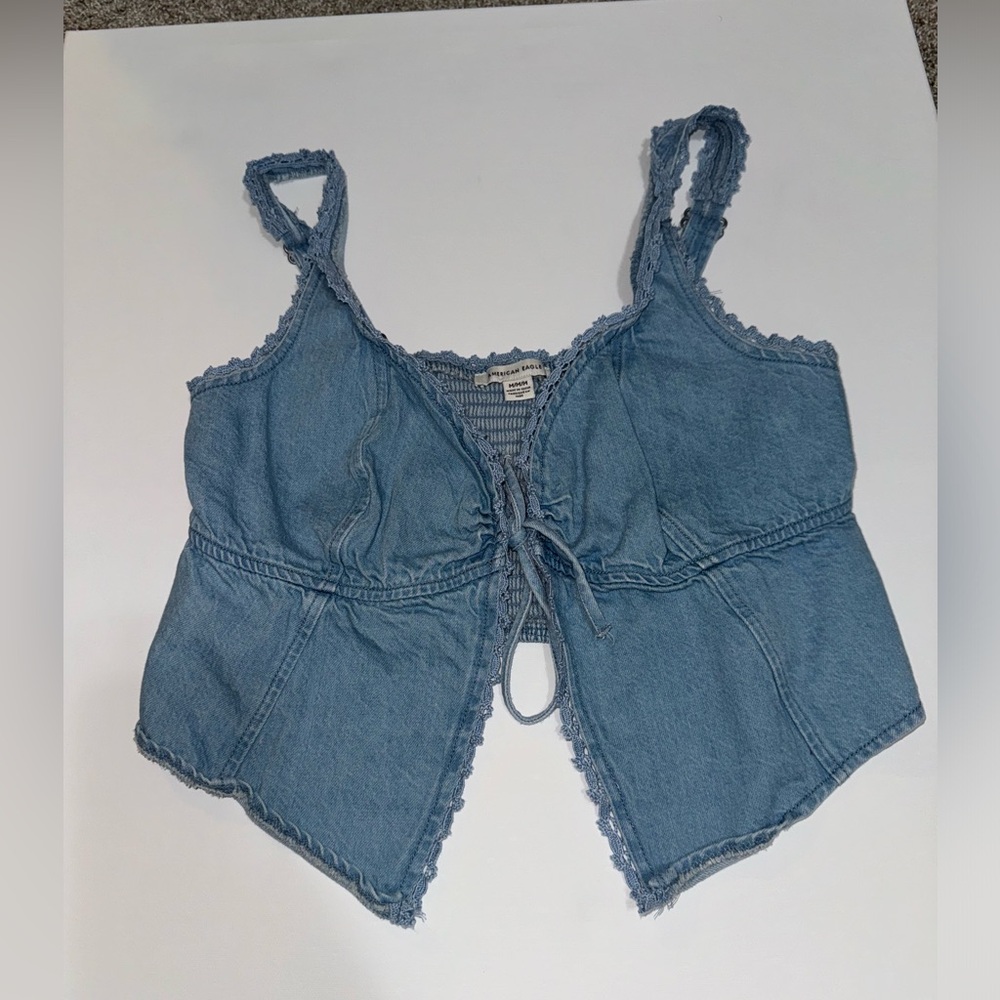 American eagle light wash jean pull over jacket blue size medium